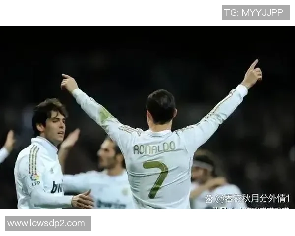 全球足球巅峰球星排名盘点 世界足坛历史最佳球员榜单解析